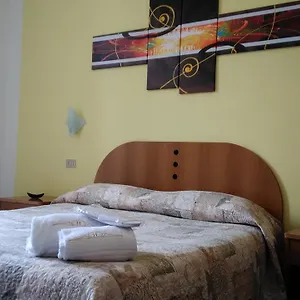  ホテル Tirreno